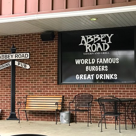 Abbey Road Tavern & Grill header
